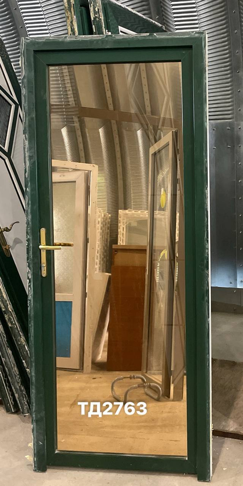 Дверь Пластиковая Б/У Входная 206(в) х 88(ш)