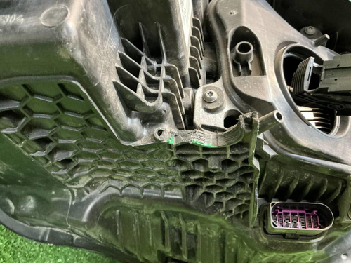 Фара левая VW Touareg 3 (2018-2023) LED