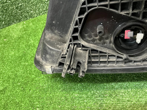 Фара правая BMW X5 F15 X6 F16 (13-18) ксенон