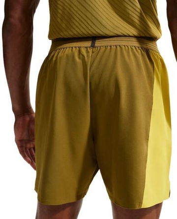 Мужские теннисные шорты Nike Court Slam Dri-FIT Sinner - olive flak/saffron quartz/white