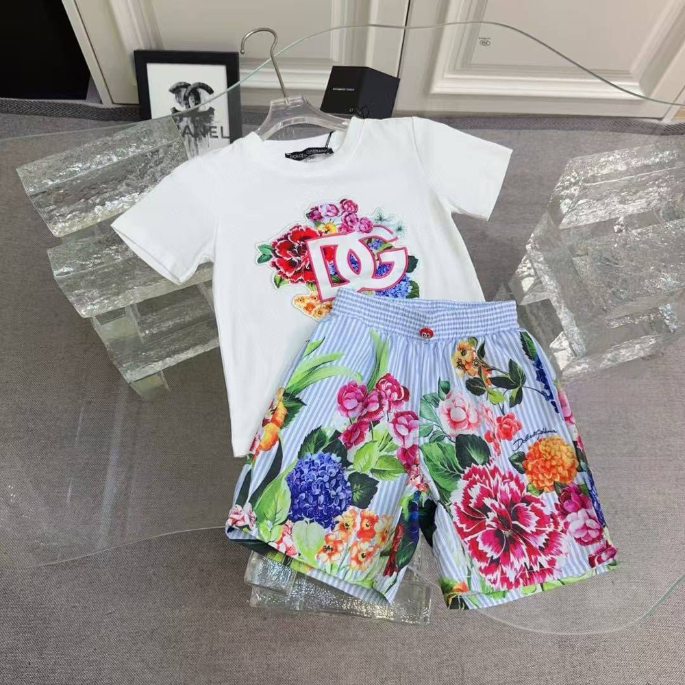 Костюм Dolce&Gabbana