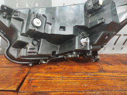 Фара правая LED Honda CR-V 5 (RW) 16-нв Б/У Оригинал 33100TLAG11