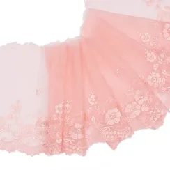 Вышивка на сетке персик (правая) 18 см