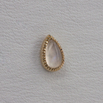 Grisant teardrop tops with natural stone