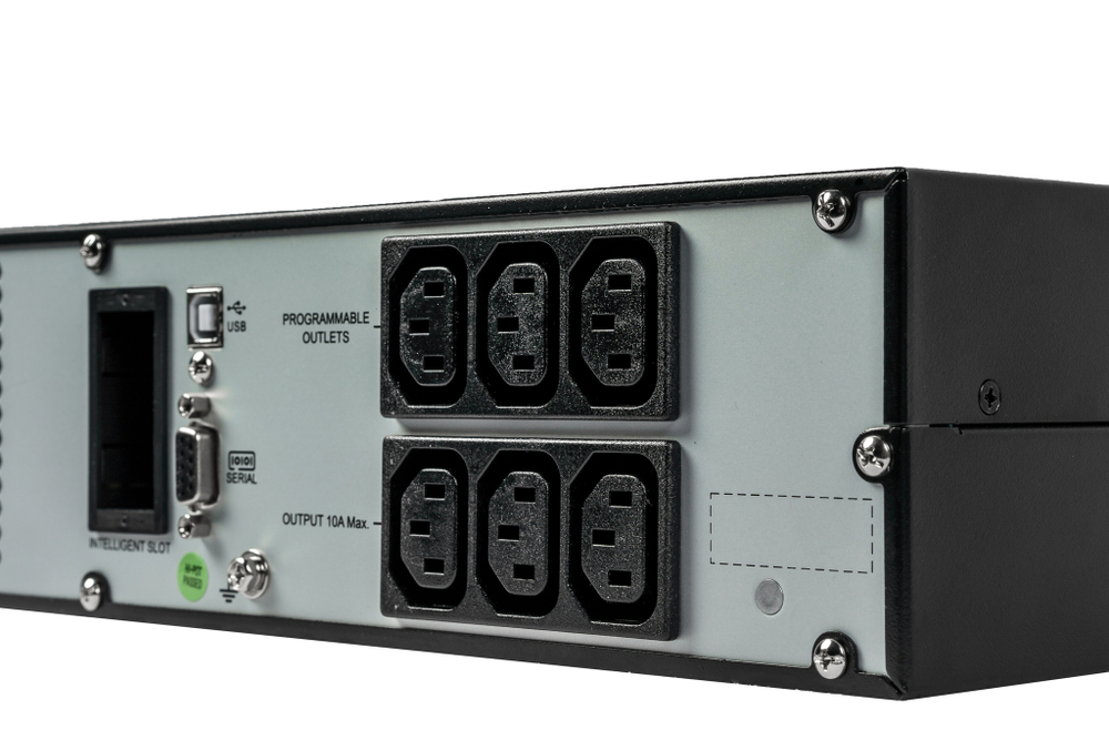 Источник бесперебойного питания  Systeme Electric SRVSE2KRTI