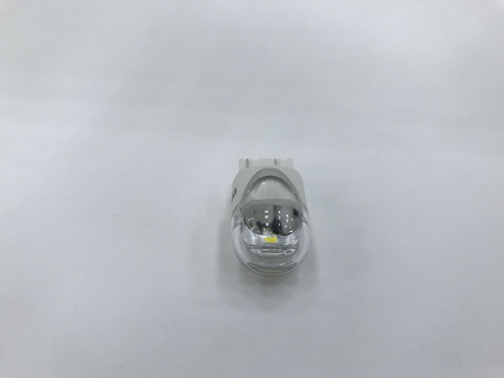 Светодиодная лампа для ДХО W21/5W MTF Light Night Assistant NW21/5WW