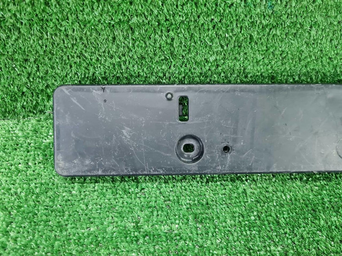 Площадка гос.номера Toyota Camry 7 XV50 (2017-2018)