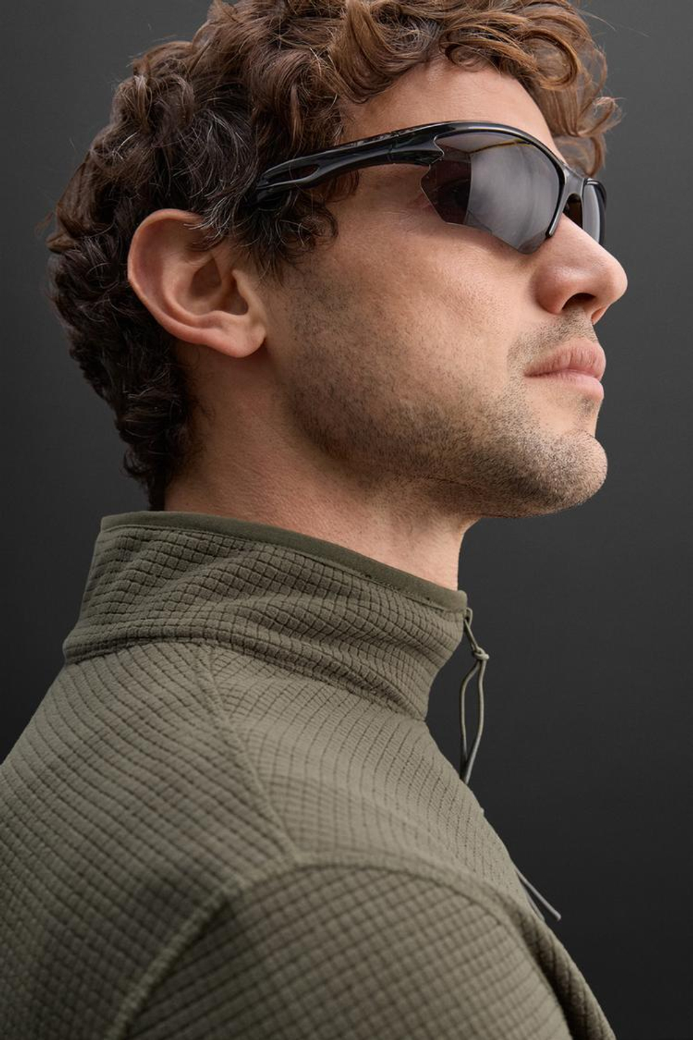 ZARA ТОЛСТОВКА POLARTEC © С ЗАСТЕЖКОЙ-МОЛНИЕЙ, ЗЕЛЕНЫЙ