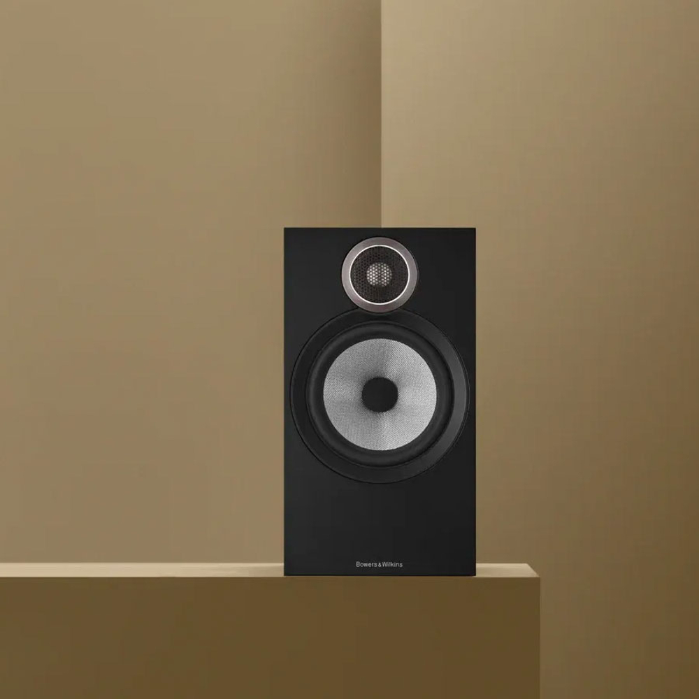 Полочная акустическая система Bowers & Wilkins 606 S3