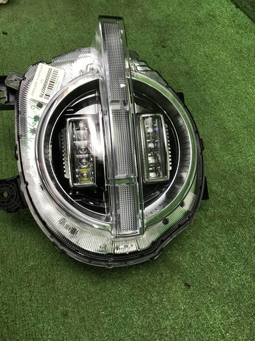Фара правая Tank 300 (2021-н.в.) LED (В сборе)
