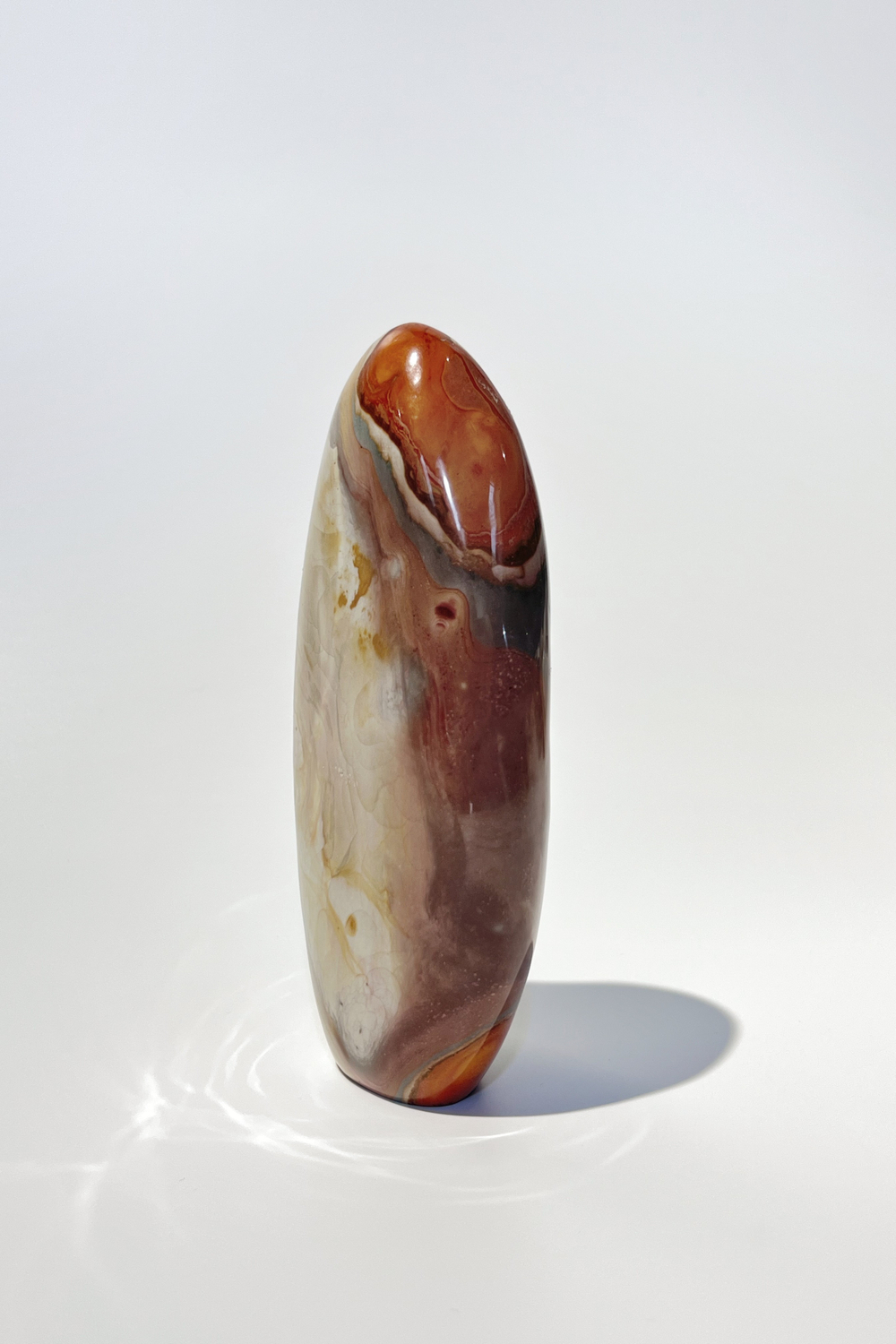 Полихромная яшма интерьерная