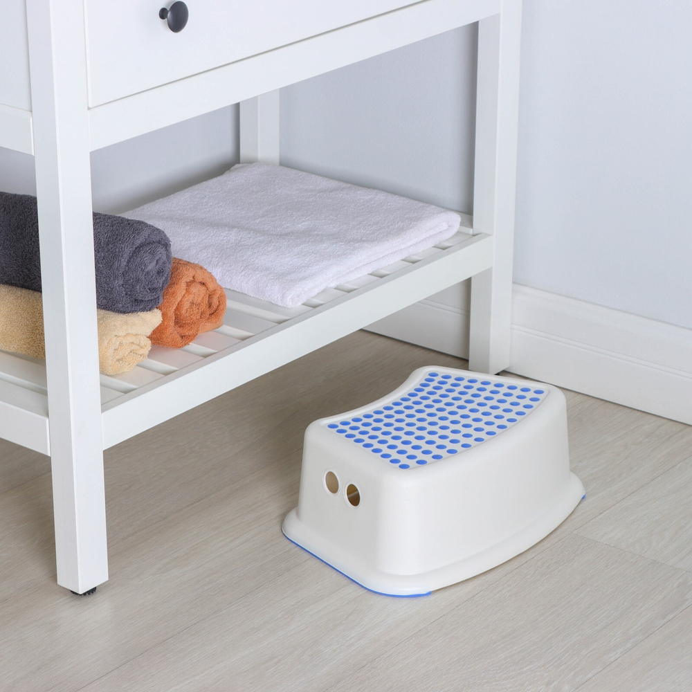 Табурет-подставка для ванной 31х16х13 см