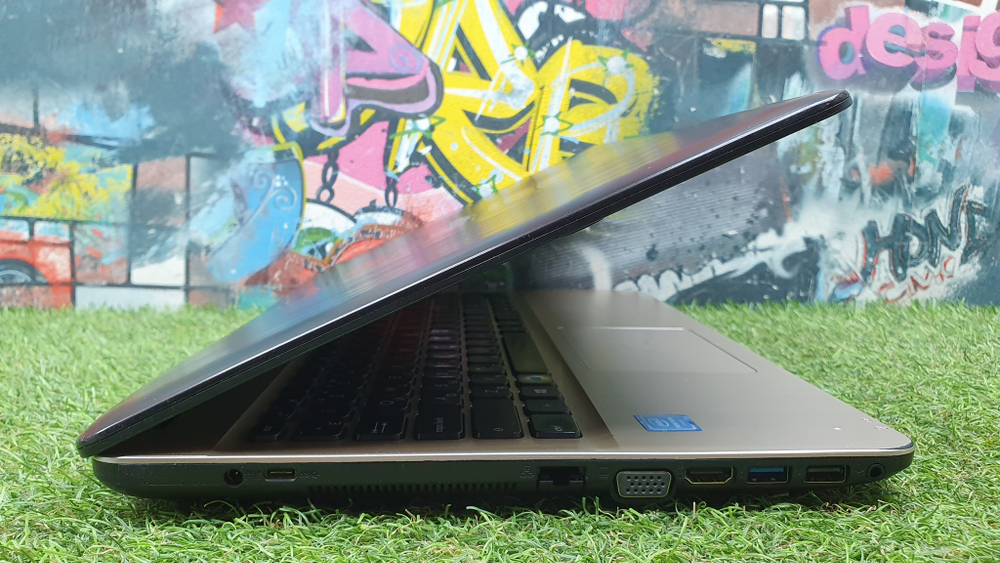 15.6" Ноутбук ASUS 4 ядра покупка/продажа