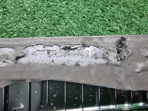 Накладка двери передняя правая Hongqi H5 2 (22-нв)