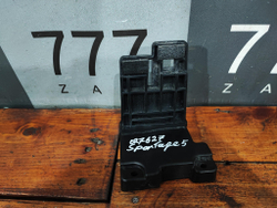 Кронштейн решетки радиатора Kia Sportage 5 (NQ5) 21-нв Б/У Оригинал 86358P1EA0