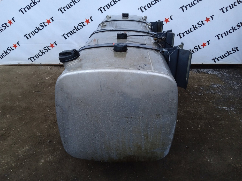 Бак топливный 845L 2019г.