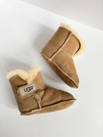 Меховые пинетки UGG, 19