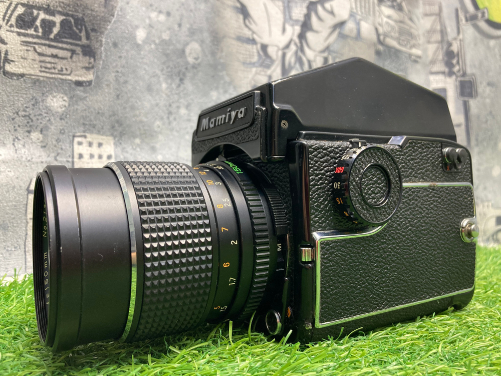 Mamiya M645 1000S + Mamiya-Sekor C 3.5/150mm