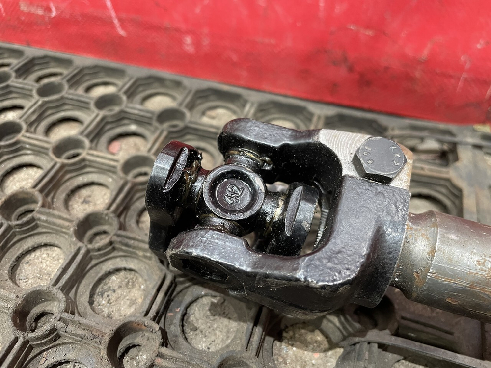 Кардан рулевой в сборе