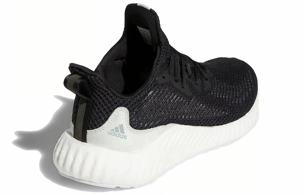 Кроссовки Adidas Alphaboost