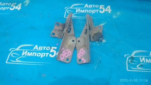 Петля капота правая NISSAN CEFIRO 2001