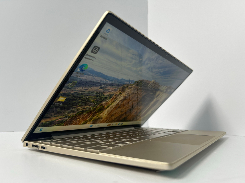 Ноутбук HP ENVY 13-ba1031ur (2J6L8EA) 13.3"/Intel Core i5-1135G7/RAM 16GB/SSD 512GB/Intel Iris Xe Graphics/1920*1080/IPS/Windows 11/Подсветка кл-ры: LED/золотистый. Состояние: C2