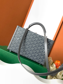 Goyard Grand Hotel Trunk Bag