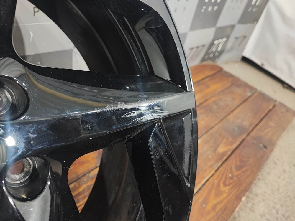 Диск колесный R18 Omoda C5 22-нв Б/У Оригинал 203000179AA