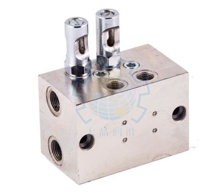 3SSPQ3 -P3.0 - Питатель для двухлинейных систем смазки с рабочим давлением 400 бар, количество выходов 3, максимальная доза 3 мл/цикл, с электрическим индикатором (реле)