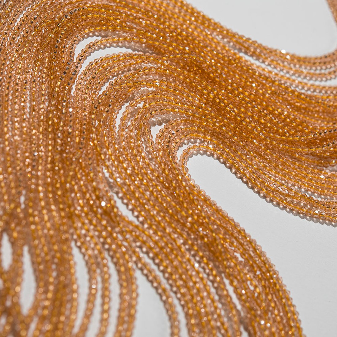 Шпинель синтетическая "Rose", 2мм, шар, микроогранка