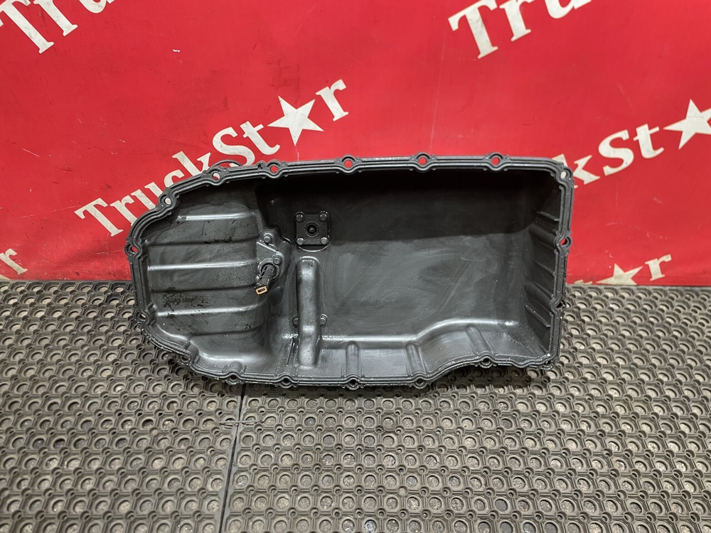 Поддон масляный двигателя 2021г