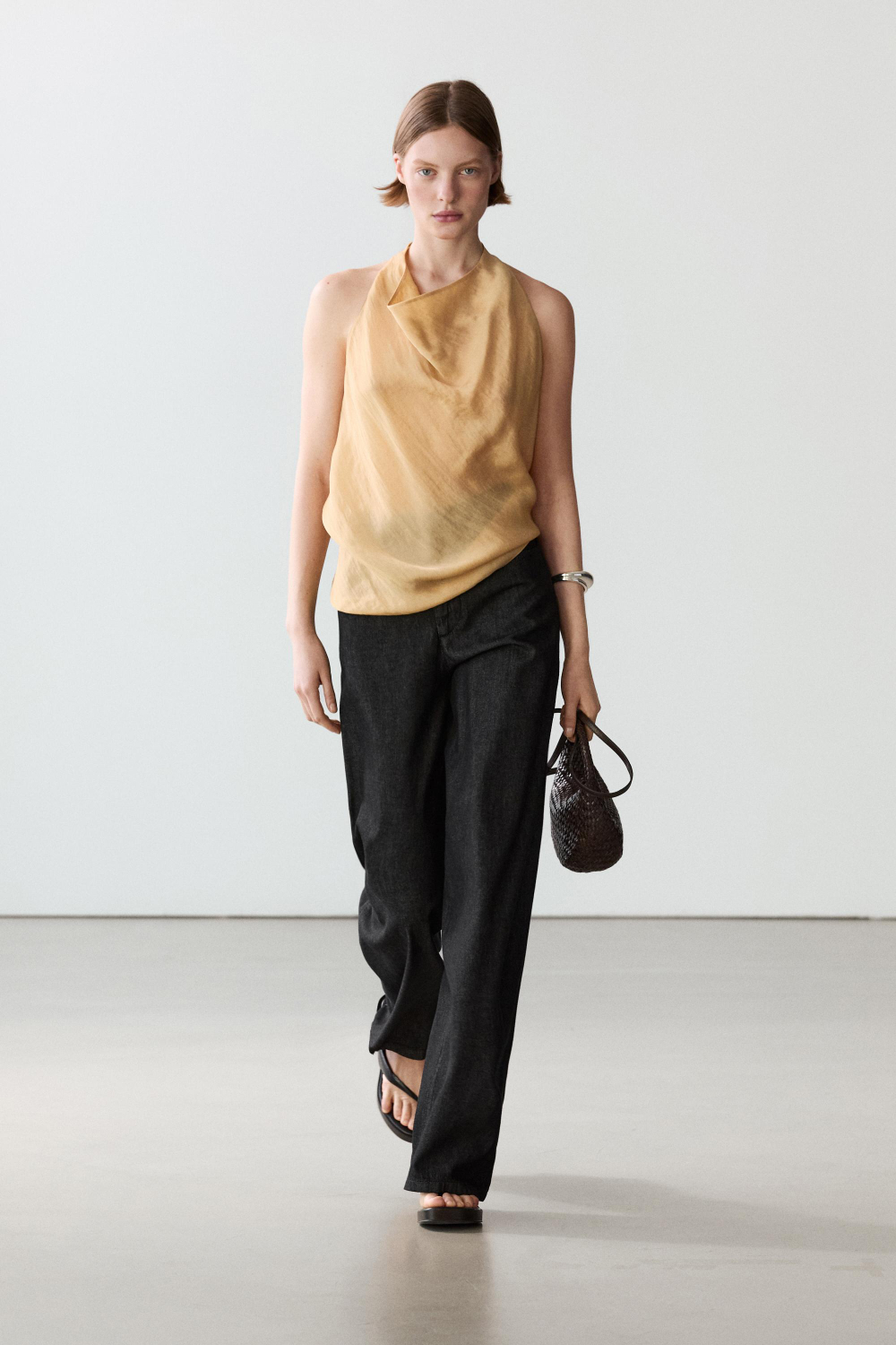 Massimo Dutti Топ с драпированным вырезом, ванильный