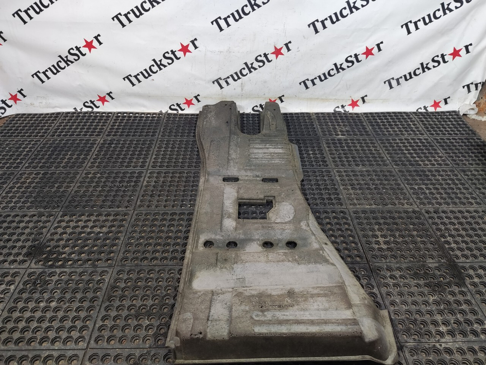 Покрытие напольное левое 2023г.