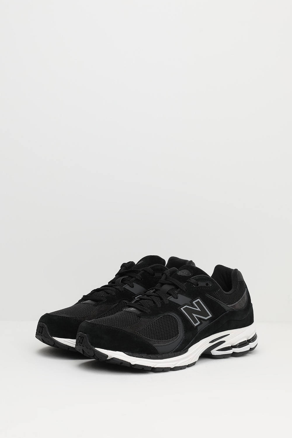 Кроссовки унисекс NEW BALANCE 2002