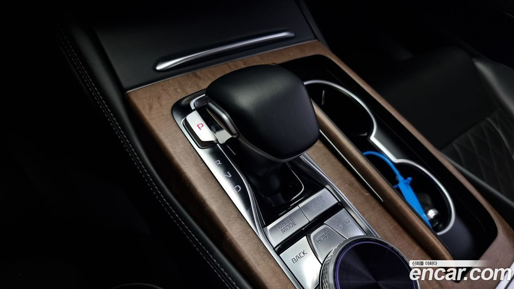 Kia The New K9 (Quoris/K900) 2 Generation 3.8 GDI AWD (06.2022)