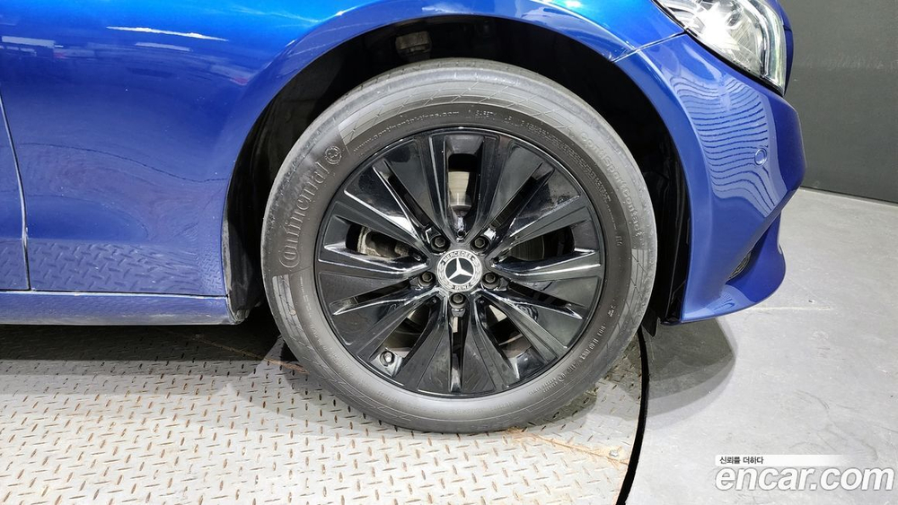 Mercedes-Benz C-Class W205 C200 (12.2019)