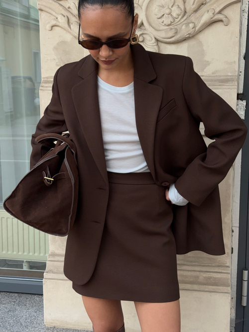 Юбка из вискозы на поясе мини коричневая