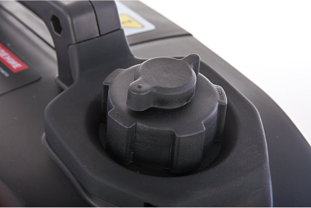 Генератор инверторный PATRIOT GP 1000i, 0,7/0,9 кВт, уровень шума 58 dB, вес 8,5 кг