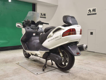 Suzuki Skywave 650