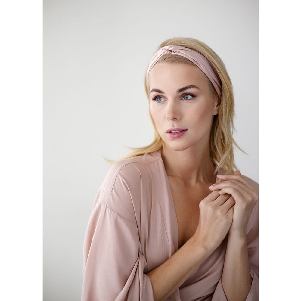 Повязка для волос из натурального шелка цвета пыльной розы из коллекции Essential
