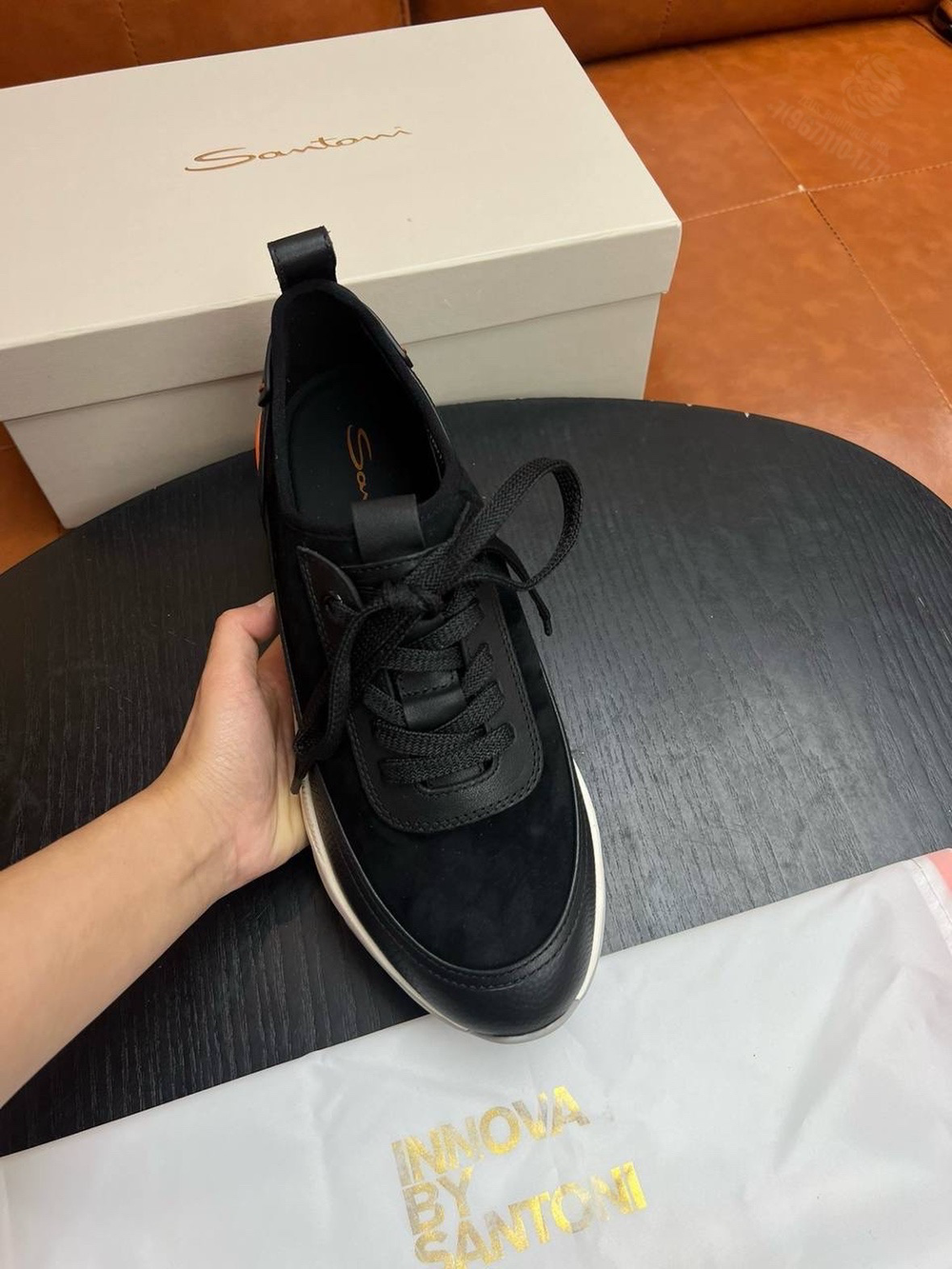 Кроссовки Santoni