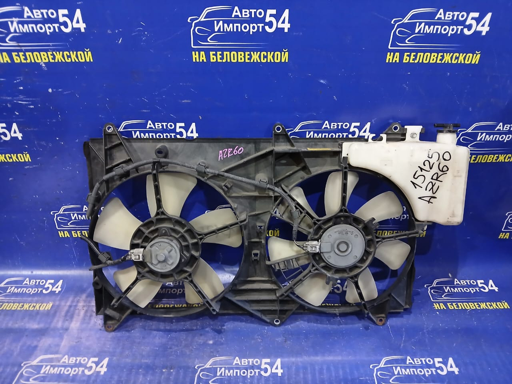 Диффузор радиатора двигателя TOYOTA NOAH 2001–2007