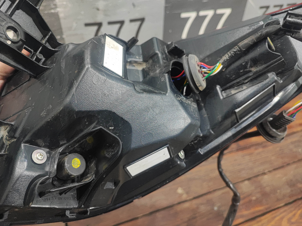 Фонарь задний левый Lexus RX 4 19-22 Б/У Оригинал 8156048470