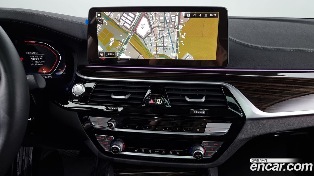 BMW 5 Series (G30) 520i Luxury (11.2022)