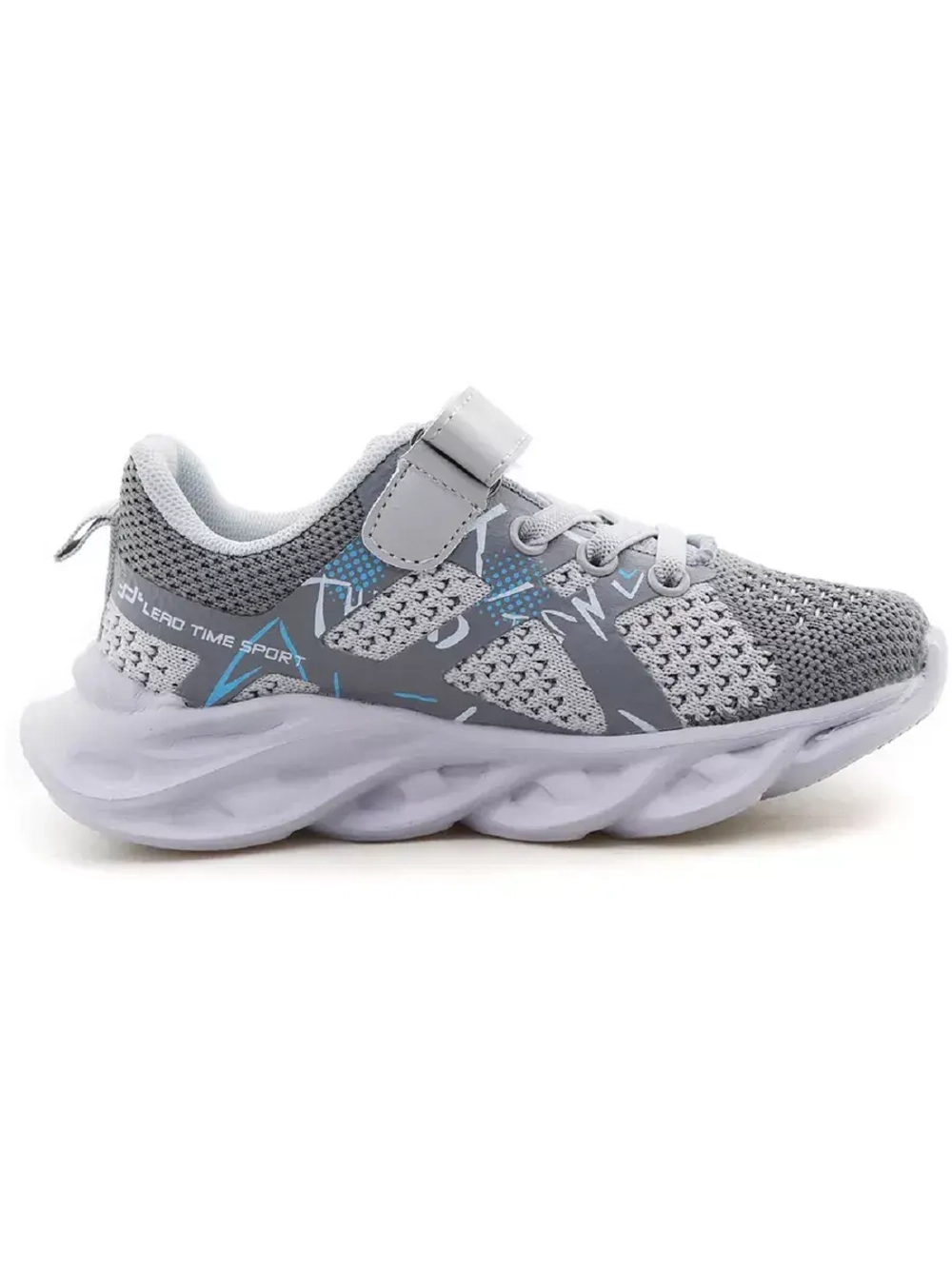 Кроссовки детские новинка/