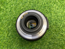 Canon EF-S 18-135mm 3.5-5.6 IS