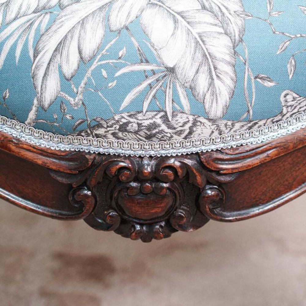 Кресло из палисандра в стиле Людовика XVI