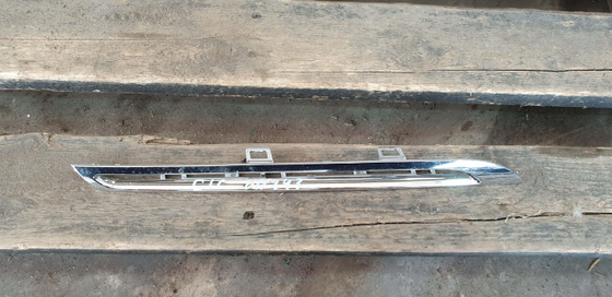 Молдинг решетки радиатора Mercedes GLC (X253) 15-19 Б/У Оригинал A2538880485