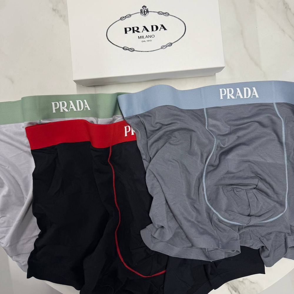 Нижнее белье Prada