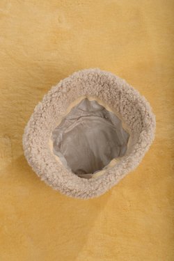 Женская панама из овчины